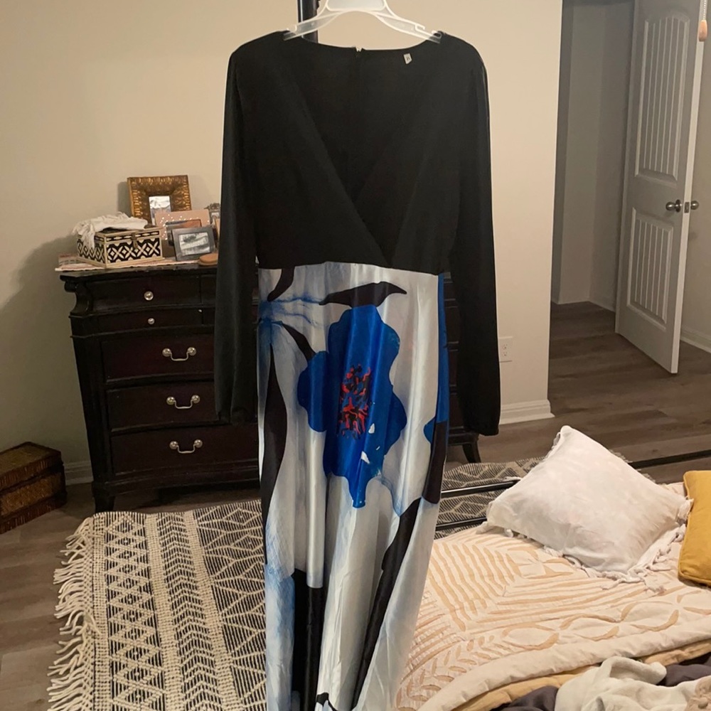Size medium gorgeous dress